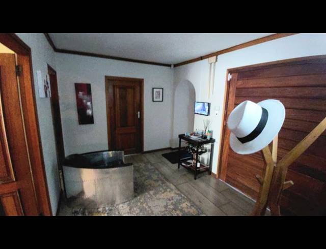 4 BEDROOM HOUSE FOR SALE IN BAYSVALLEY